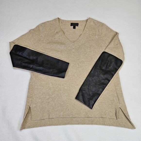 JCrew Cashmere Wool Sweater Women M Leather Elbow Patch V-Neck Quiet Luxury FLAW - Picture 2 of 13